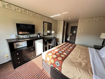Room, 1 King Bed, Non Smoking