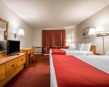 Standard Room, 2 Queen Beds, Non Smoking