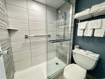 Standard Room, 2 Double Beds