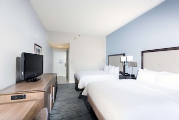 Two queen beds non smoking