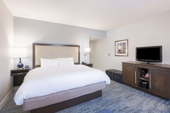 One king bed other non smoking
