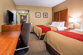 Standard Room, 2 Queen Beds, Non Smoking