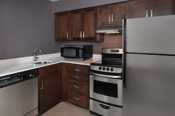 Suite, 1 Bedroom (Hearing Accessible)