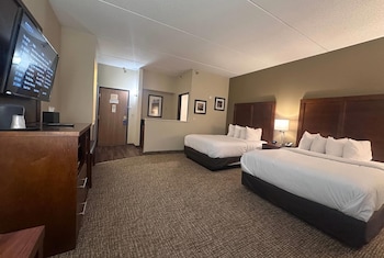 Suite, 2 Queen Beds, Non Smoking