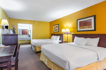 Room, 2 Queen Beds, Non Smoking