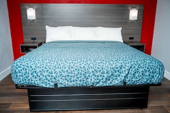 One King Bed NonSmoking with Balcony