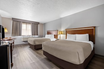 Standard Room, 2 Queen Beds, Non Smoking
