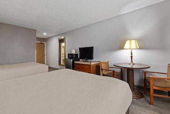 Standard Room, 2 Queen Beds, Non Smoking