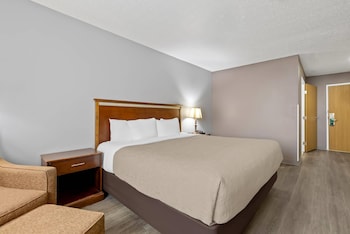 Standard Room, 1 King Bed, Non Smoking