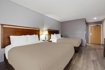 Standard Room, 2 Queen Beds, Non Smoking