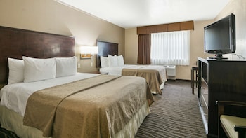 Standard Room, 2 Queen Beds, Non Smoking, Refrigerator & Microwave