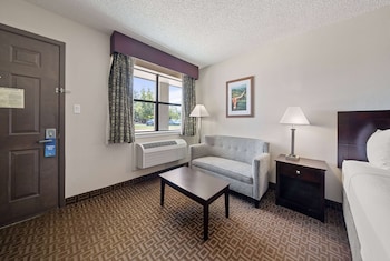 Room, 1 King Bed, Non Smoking