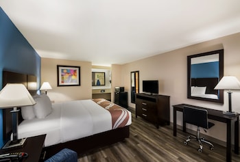 Standard Room, 1 King Bed, Non Smoking