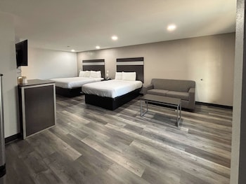 Standard Room, Multiple Beds, Non Smoking