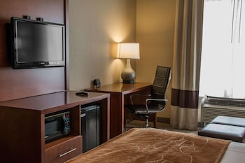 Suite, 1 King Bed with Sofa bed, Accessible, Non Smoking