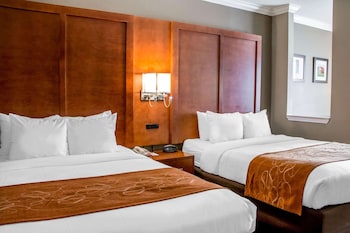 Suite, Multiple Beds, Non Smoking