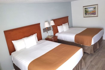Room, 2 Queen Beds, Non Smoking