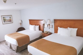 Room, 2 Queen Beds, Non Smoking
