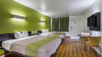 Deluxe Room, 2 Queen Beds, Non Smoking, Refrigerator & Microwave