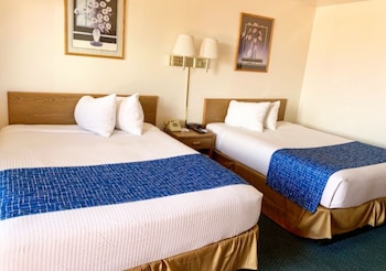 Room, 2 Queen Beds, Non Smoking (Pet-Friendly)