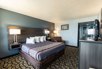 Room, 1 King Bed, Balcony, Ocean View