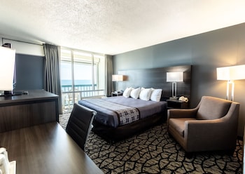 Room, 1 King Bed, Balcony, Ocean View