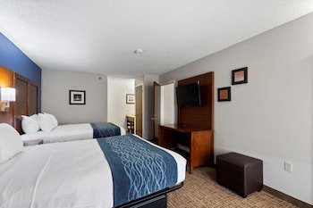Standard Room, 2 Queen Beds, Non Smoking
