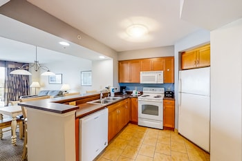 Condo, 2 Bedrooms