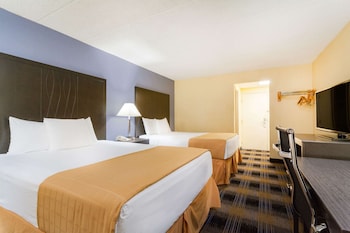 Room, 2 Queen Beds, Non Smoking