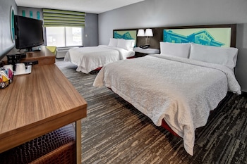 Room, 2 Queen Beds, Accessible, Non Smoking