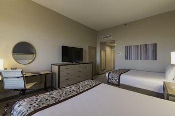 Classic Room, 2 Queen Beds, Non Smoking