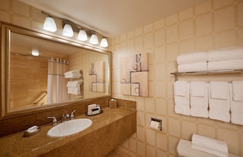 Carson Tower Deluxe Room, Two Double Beds