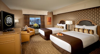 Carson Tower Deluxe Room, Two Double Beds