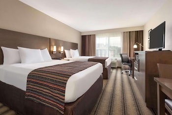 Room, 2 Queen Beds, Non Smoking