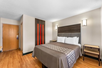 Basic Room, 1 Queen Bed