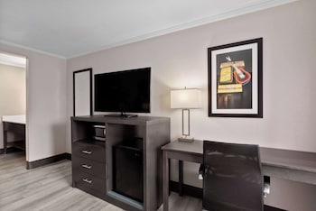 Room, 2 Queen Beds, Non Smoking