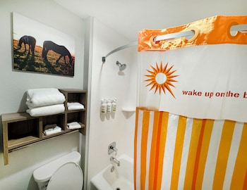 Room, 2 Queen Beds, Non Smoking