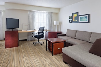 Studio, 1 King Bed with Sofa bed