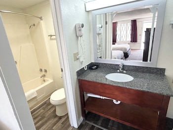 Room, 2 Double Beds, Smoking