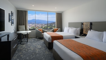 Superior Twin Room, City Side
