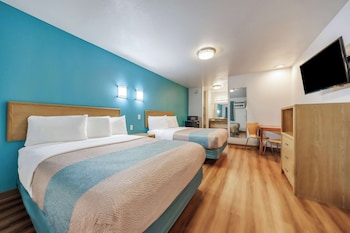 Deluxe Room, 2 Queen Beds, Accessible, Non Smoking
