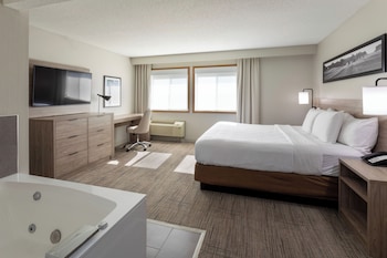 Suite, 1 Bedroom (King, Whirlpool)