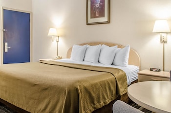Standard Room, 1 King Bed, Non Smoking