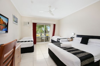 Family Room, Balcony