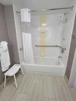 Standard Room, 1 King Bed, Accessible
