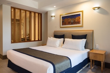 Superior Room, 1 King Bed