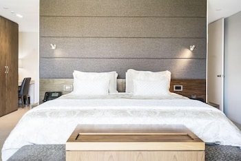 Suite (Mindil)