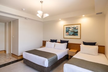 Family Room (Deluxe)