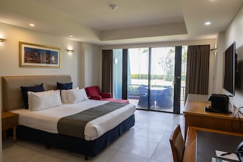 Superior Room, 1 King Bed, Ocean View
