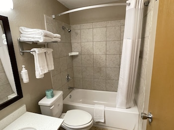 Standard Room, 1 Queen Bed, Non Smoking